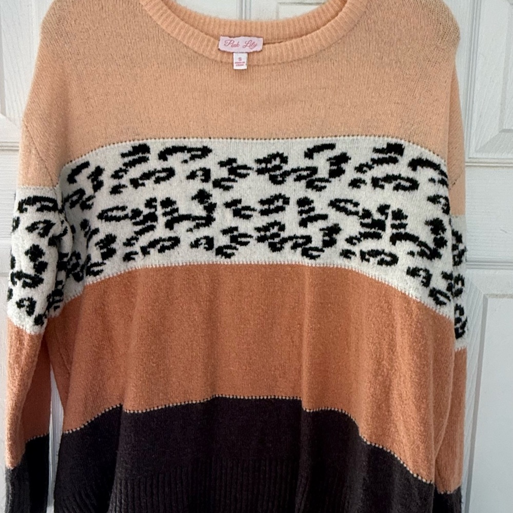 Pink Lily Color Block Leopard Sweater - Picture 4 of 4